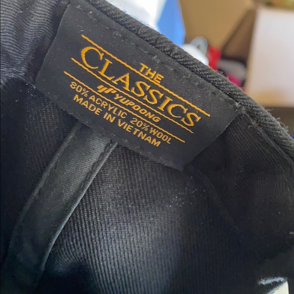 Black H SnapBack Hat Made in Vietnam🇻🇳🎩🧢🖤👒 - Picture 3 of 3